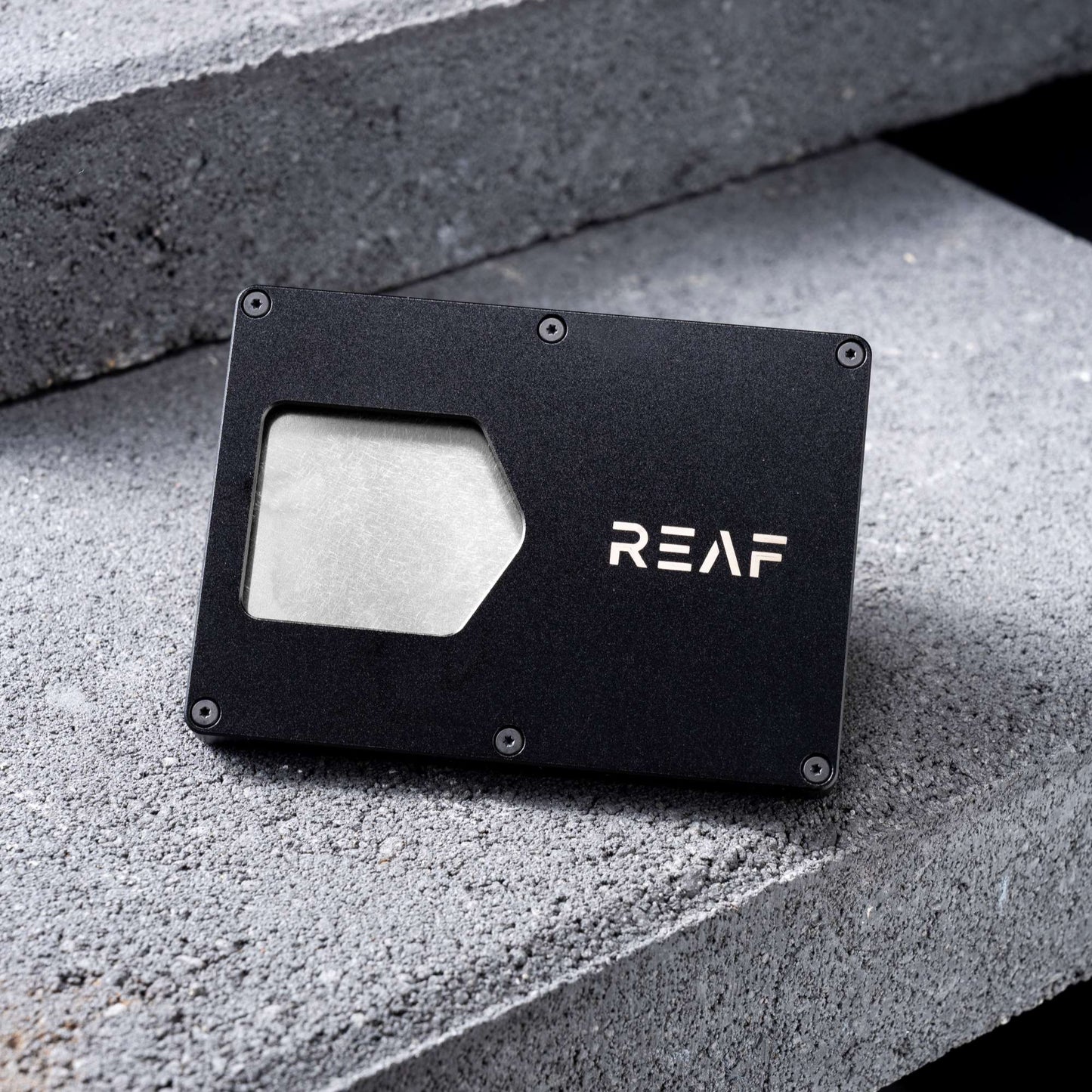 REAF wallet black, Vorderseite ohne Inhalt