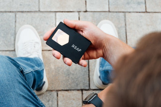 Minimalistisch, aber nicht fragil: Worauf es bei Wallets wirklich ankommt